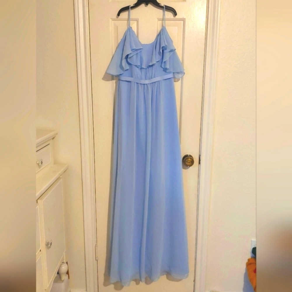 David's Bridal Crinkle Chiffon Cold-Shoulder Bridesmaid Dress F19508 Ice Blue